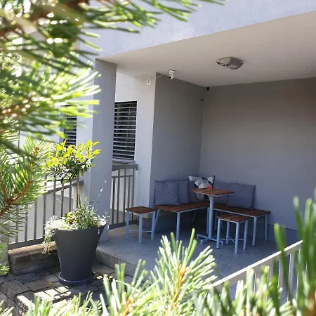 Apartment Emma Ljubljana - Free Parking, Ac, Wifi Exterior photo