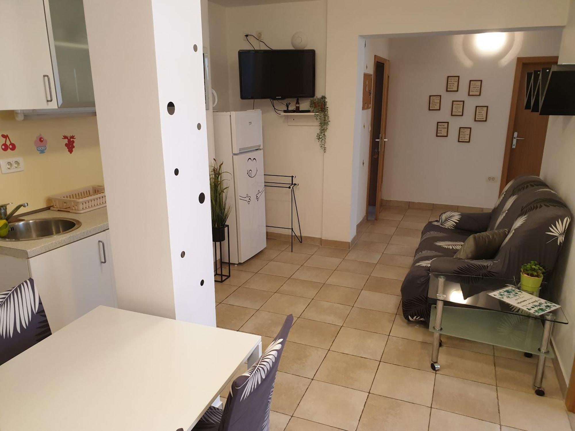 Apartment Emma - Free Parking, Ac, Wifi *
