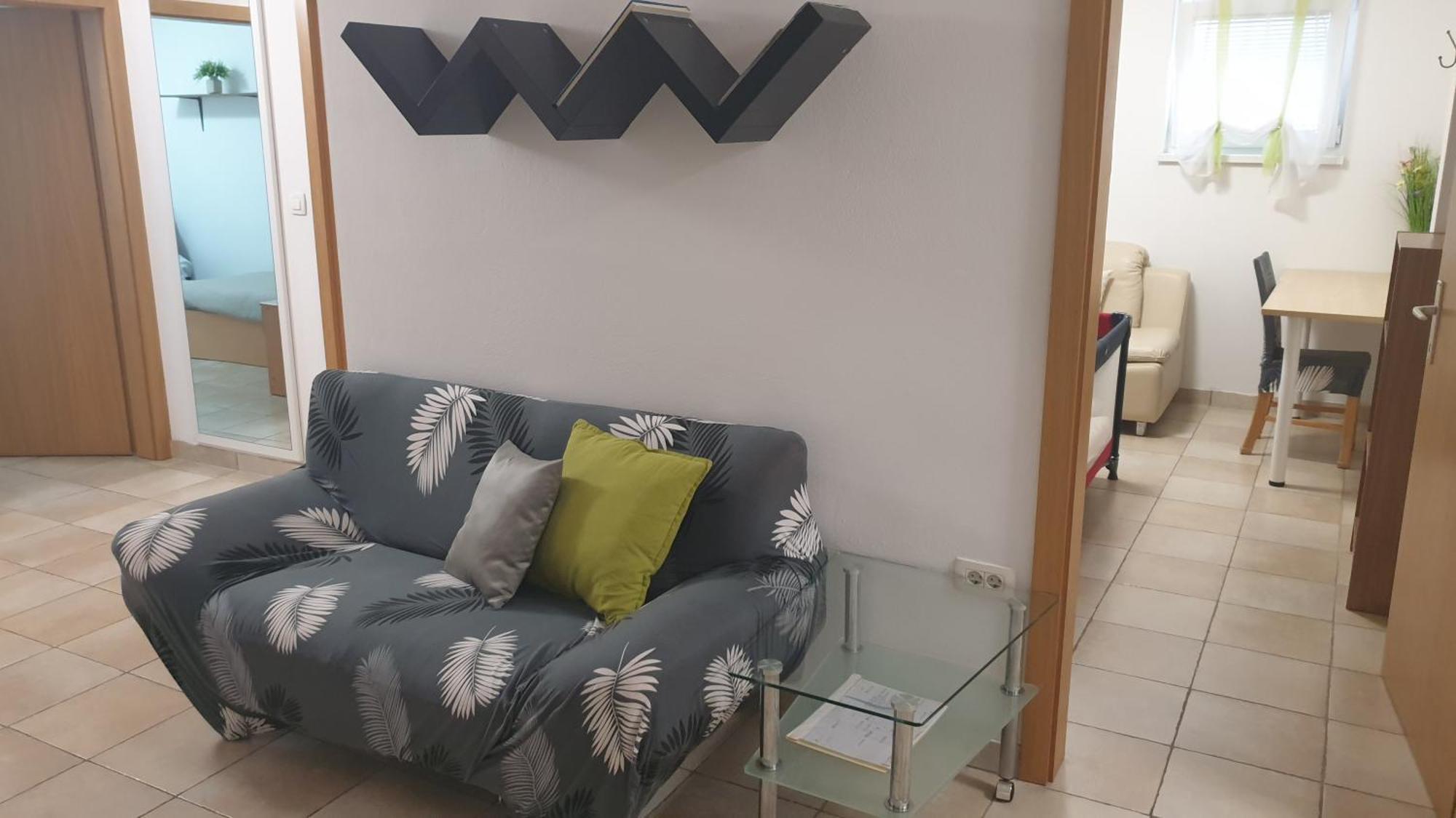 Emma - Free Parking, Ac, Wifi Apartment